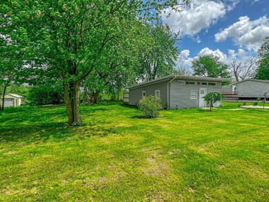 10007 Kreitzburg St, Dyer, IN 46311 - photo 2