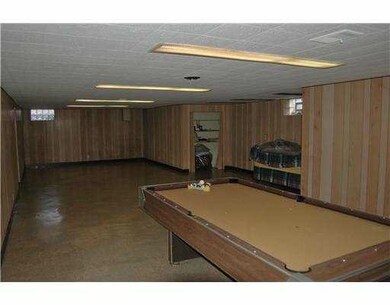 53105 Nadine St, South Bend, IN 46637 - photo 7