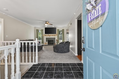 3724 SW Brook Lawn Cir, Topeka, KS 66610 - photo 6