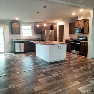 Open floor plan. Kitchen, Living room and Dining r
