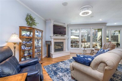 9406 Swarner Dr, Lenexa, KS 66219 - photo 3