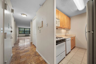 The Galaxy Towers unit 11E, Guttenberg, NJ 07093 - photo 6