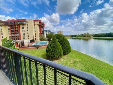 9688 Fontainebleau Blvd unit 208, Miami, FL 33172 - photo 4