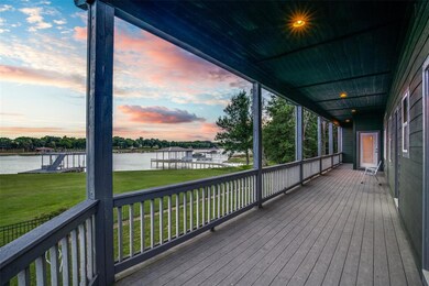 594 Clubhouse Dr, Corsicana, TX 75109 - photo 2