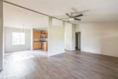 31222 W Timberloch Trail, Magnolia, TX 77355 - photo 4