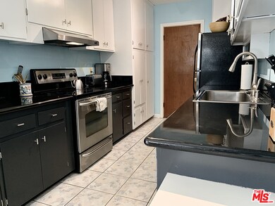 1539 N Laurel Ave unit 104, Los Angeles, CA 90046 - photo 5