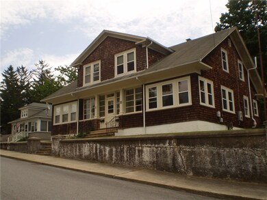 8 Oak St, West Warwick, RI 02893 - photo 2