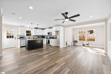 208 Meridian Ave, Taylors, SC 29687 - photo 6