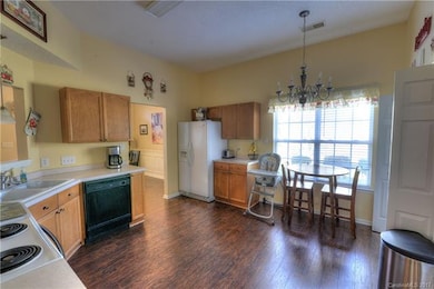 ... with room for a breakfast table