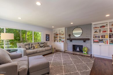 4911 Medina Rd, Woodland Hills, CA 91364 - photo 5