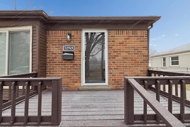 12924 Fenton, Redford, MI 48239 - photo 2