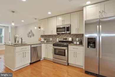 43 Hanover Place NW unit 1, Washington, DC 20001 - photo 4