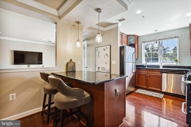 4191 S Four Mile Run Dr unit 202, Arlington, VA 22204 - photo 7