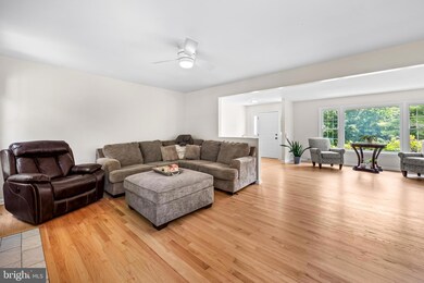 2406 Chatau Ct, Fallston, MD 21047 - photo 5