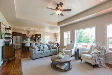 8019 NW 95th Cir, Johnston, IA 50131 - photo 5