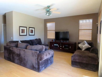 9359 W Harmony Ln, Peoria, AZ 85382 - photo 5