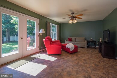 21140 Autumn Ct, Leonardtown, MD 20650 - photo 5