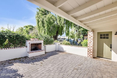 Front Courtyard/Fireplace