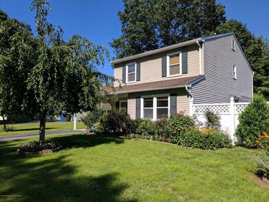 136 Ticonderoga Dr, Toms River, NJ 08755 - photo 2