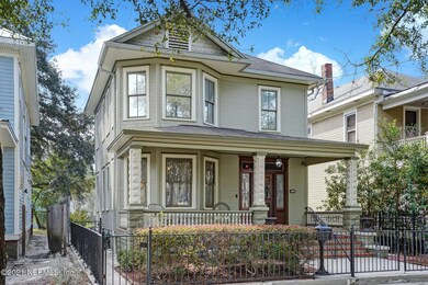 6-web-or-mls-E 7th St-6