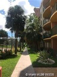 9360 Fontainebleau Blvd unit 109, Miami, FL 33172 - photo 7