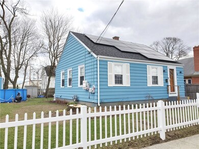 49 Riverview Ave, Pawtucket, RI 02860 - photo 2