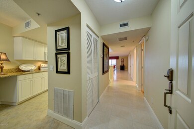 Foyer_Entry