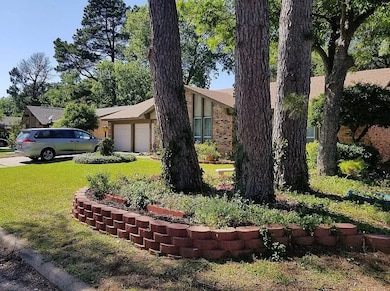 1719 Princeton Dr, Arlington, TX 76015 - photo 4