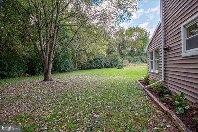 539 Staufer Ct, Mount Joy, PA 17552 - photo 5