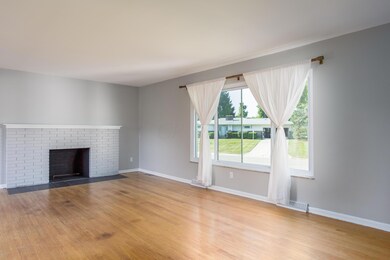 Living Room & Fireplace