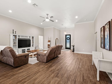 2011 Luke Ln, DeRidder, LA 70634