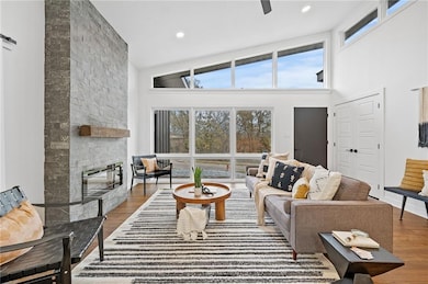 1020 Winegardner Rd, Des Moines, IA 50317 - photo 4