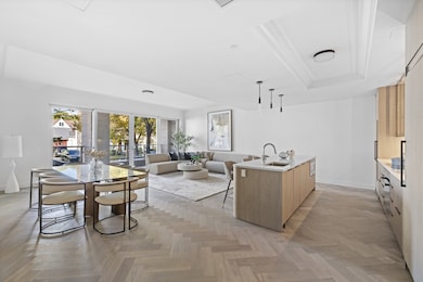 78-29 Austin St unit TH-8, Forest Hills, NY 11375 - photo 4