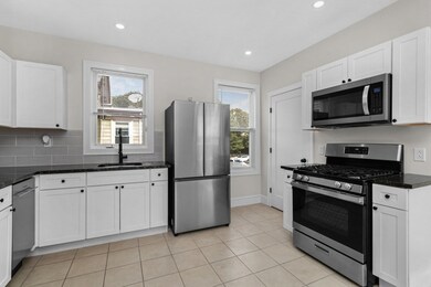 7 Elm St unit 2, Dorchester, MA 02122 - photo 4