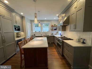 1718 Eckert Ave, Reading, PA 19602 - photo 7