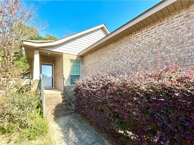 6320 Mcmurray Place N, Mobile, AL 36609 - photo 2