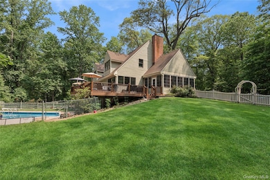 23 Bacon Rd, Saint James, NY 11780 - photo 5