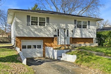 6479 Karl Rd, Columbus, OH 43229 - photo 2