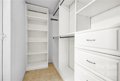 116 Riverfield Dr, Statesville, NC 28625 - photo 3