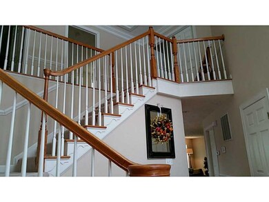 Entry/Foyer.