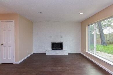 4523 Enchantedgate Dr, Spring, TX 77373 - photo 5