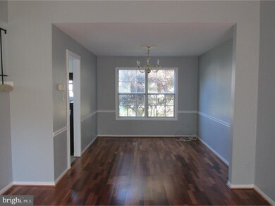 8 Candlewood Ct, Newtown, PA 18940 - photo 4