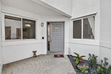 984 NW 93rd Ave unit 18B, Plantation, FL 33324 - photo 5