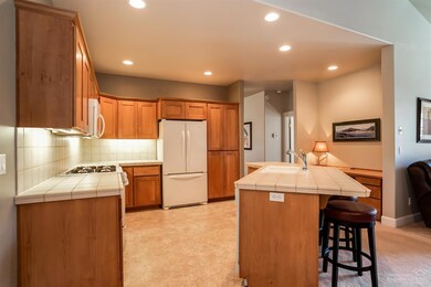 2437 NW Awbrey Rd, Bend, OR 97701 - photo 5