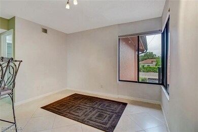 124 Cypress Way E unit E5, Naples, FL 34110 - photo 5