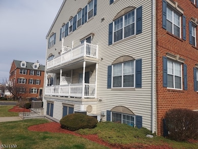 11 Seton Hall Dr, Newark, NJ 07103 - photo 7