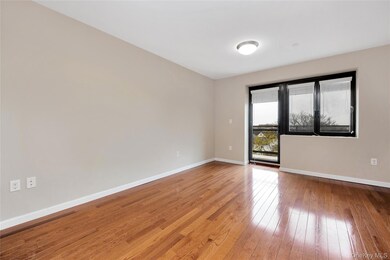 172-18 Jamaica Ave unit 3D, Jamaica, NY 11432 - photo 4