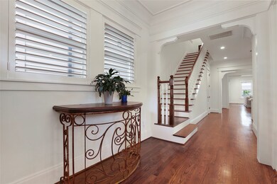 335 W 27th St, Houston, TX 77008 - photo 5
