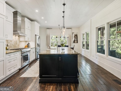 3245 Longstreet Rd Alpharetta GA 30004 USA-002_028