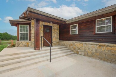 2390 Reese Ln, Azle, TX 76020 - photo 6